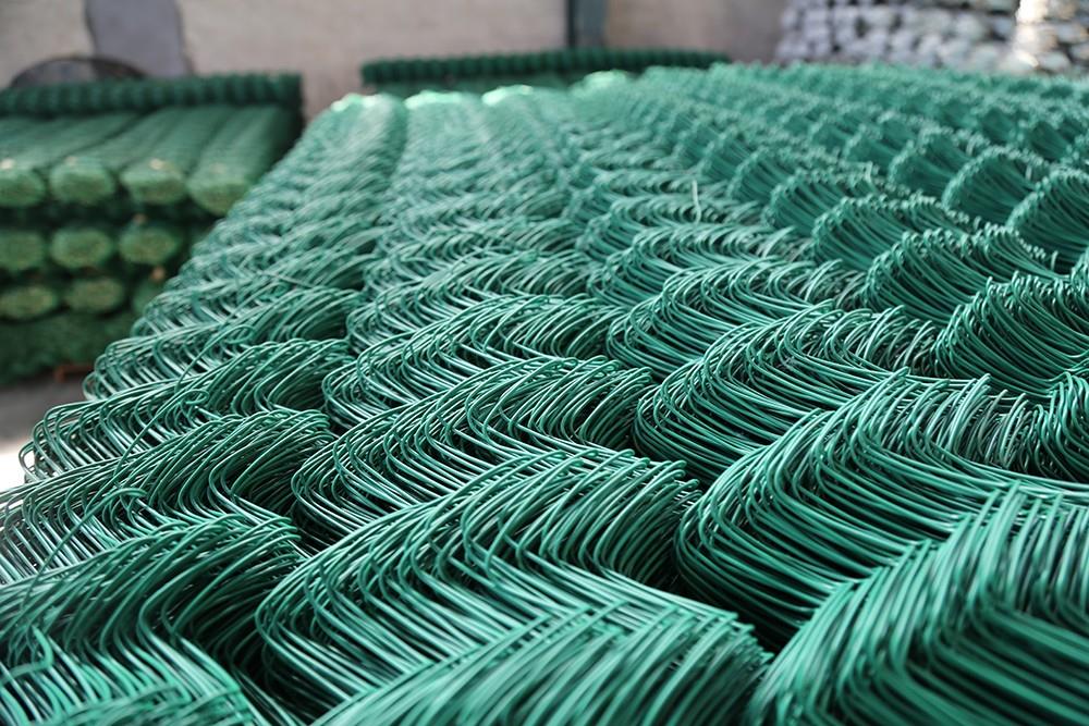 主材：包塑勾花网